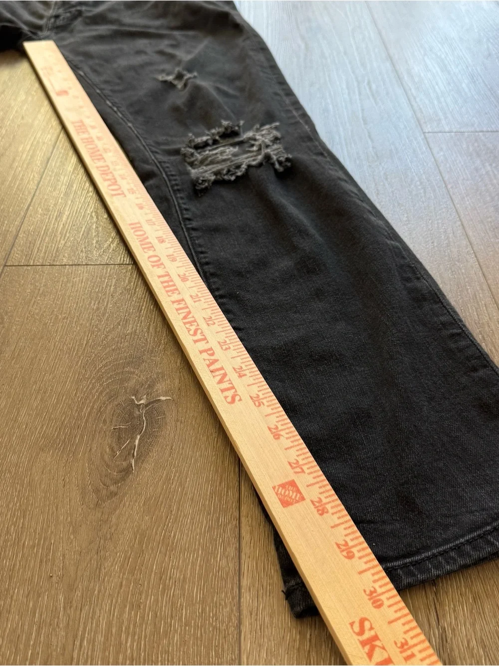 Men’s Abercrombie & Fitch Black Distressed Skinny Jeans 32x32